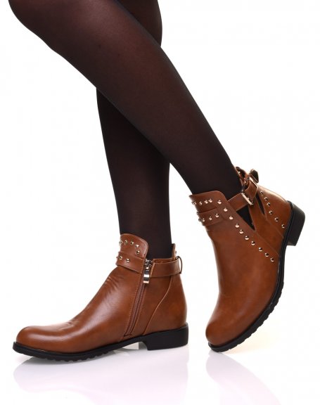 Openwork camel ankle boots with studs