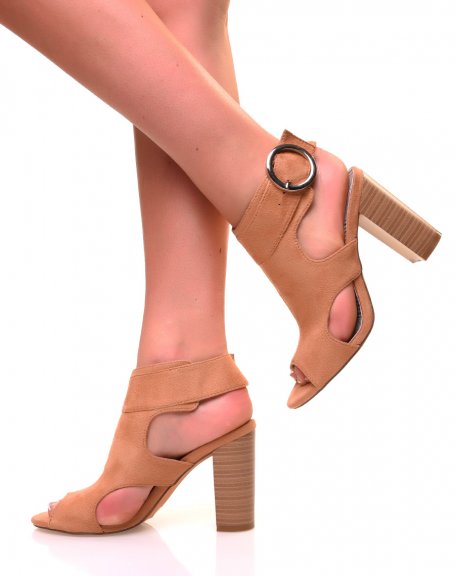 Openwork camel sandals with suedette heels