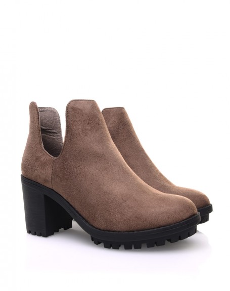 Openwork taupe ankle boots and lug sole