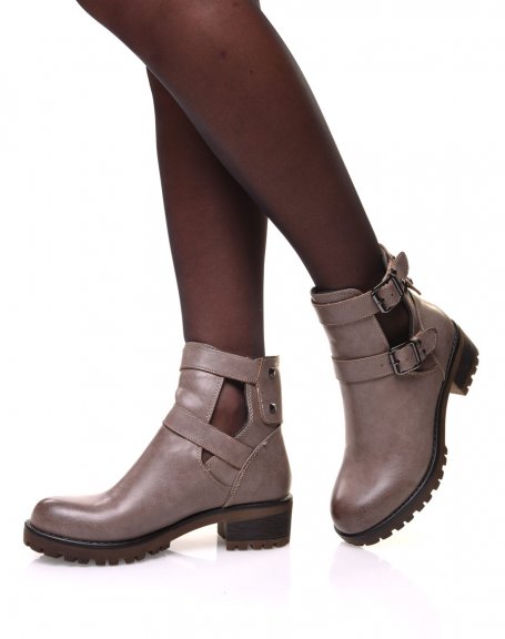 Openwork taupe ankle boots with straps