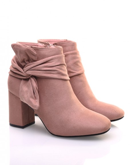 Pink ankle boots with bow