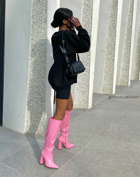 Pink croc-effect pointed heel boots