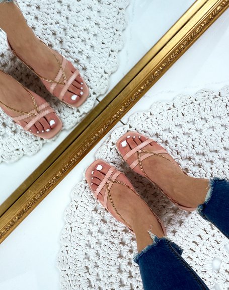 Pink flat sandals with chains