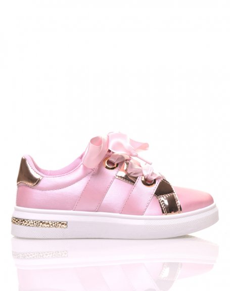 Pink sneakers with satin-effect laces