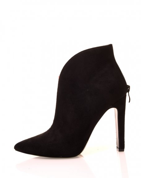 Pointed-toe black suedette ankle boots
