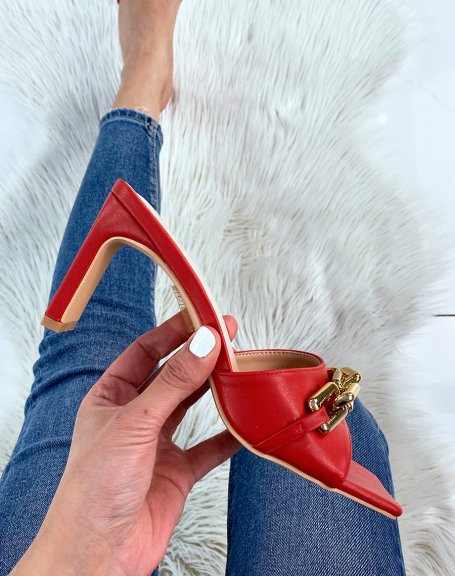 Red heeled mules with gold chain