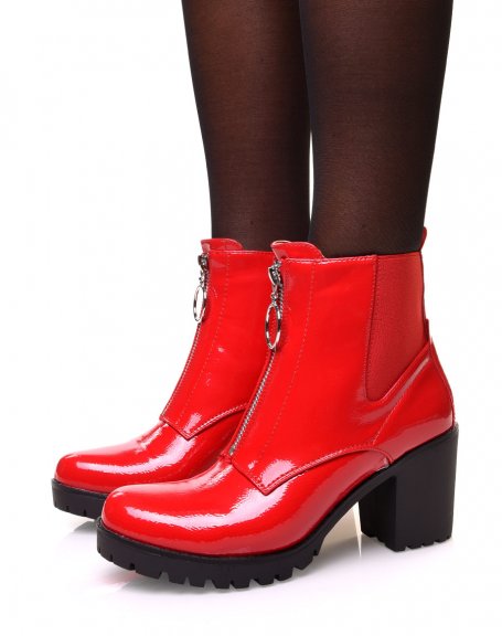 Red patent grained ankle boots with mid-high heel
