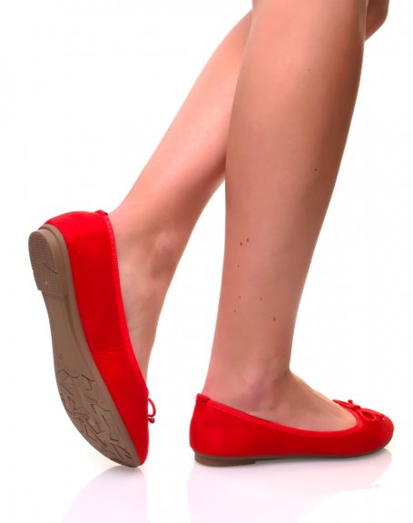 Red suedette ballerinas with small knots