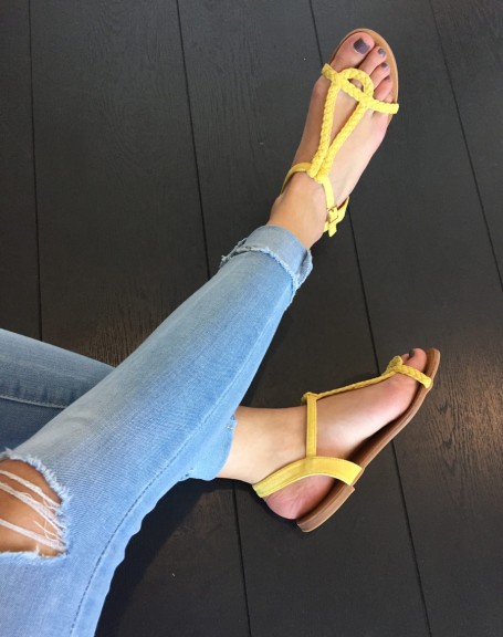 Sandal / bare feet braided yellow