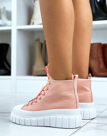 Sneaker in high-rise pink fabrics with thick and white lug sole