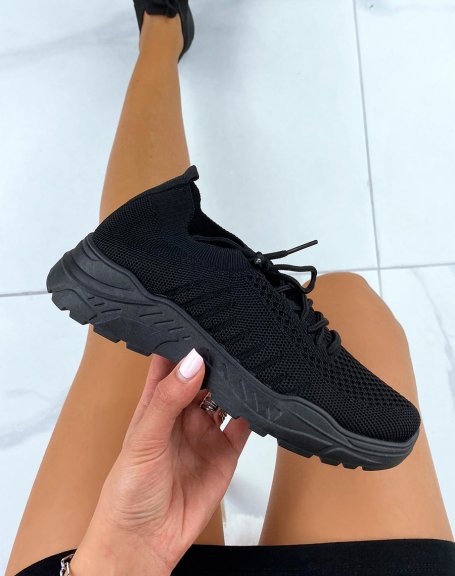 Soft black sneakers breathable sock effect