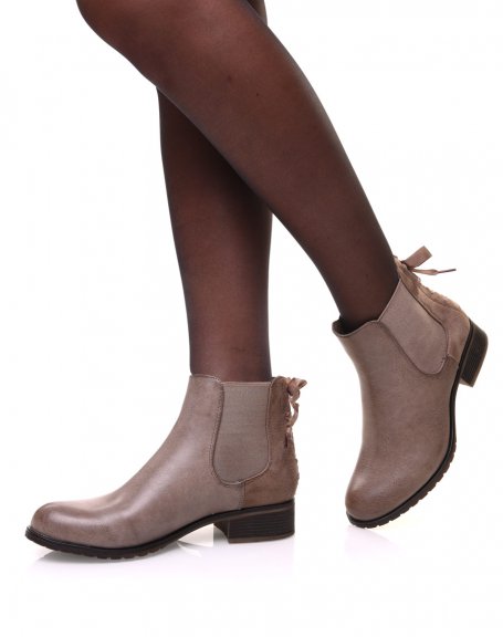 Taupe Chelsea boots with bow