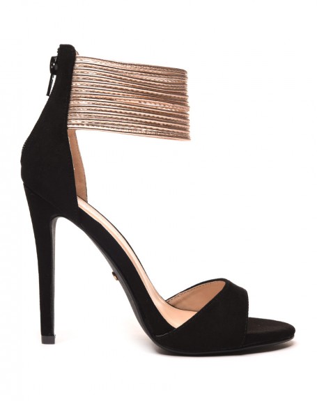 Two-tone black pumps with back closure