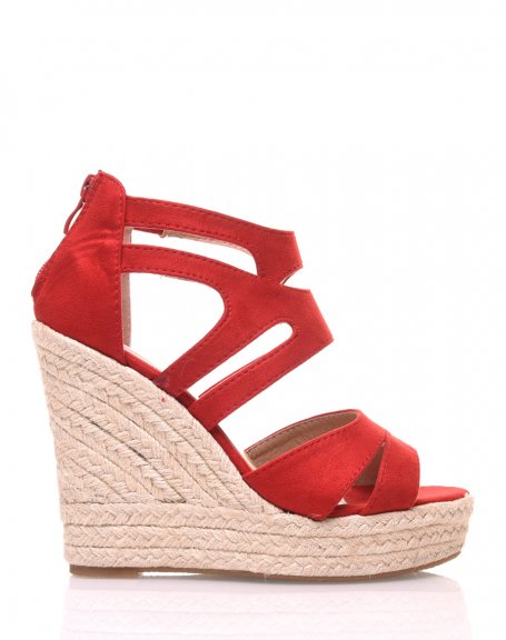Wedges in red suede