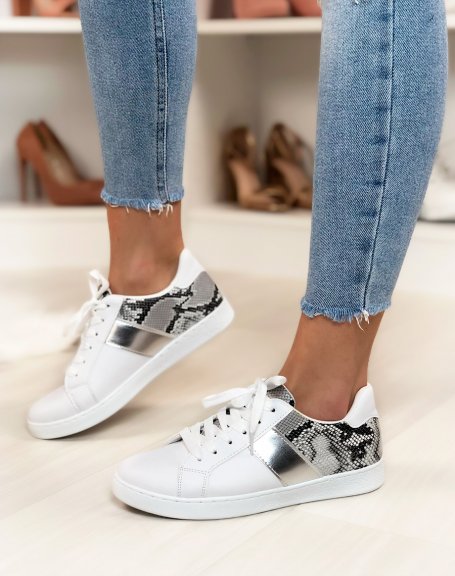 White and snake print flat sneakers