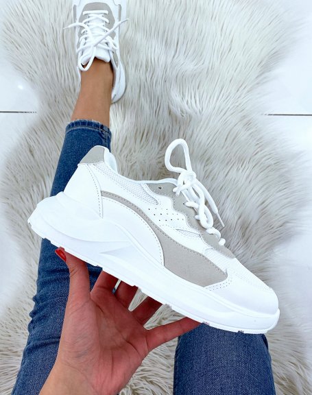 White chunky sole sneakers