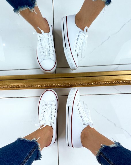 White faux leather lace-up low top sneakers