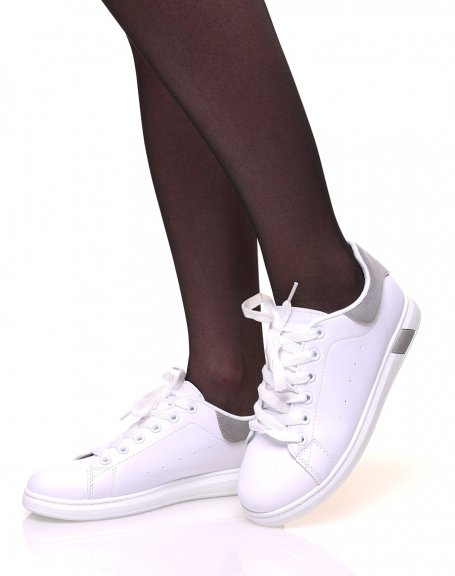 White lace-up sneakers with gray details