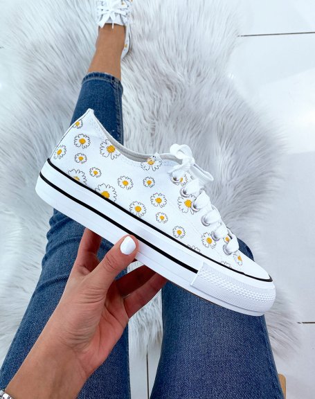 White low-top sneaker with floral prints