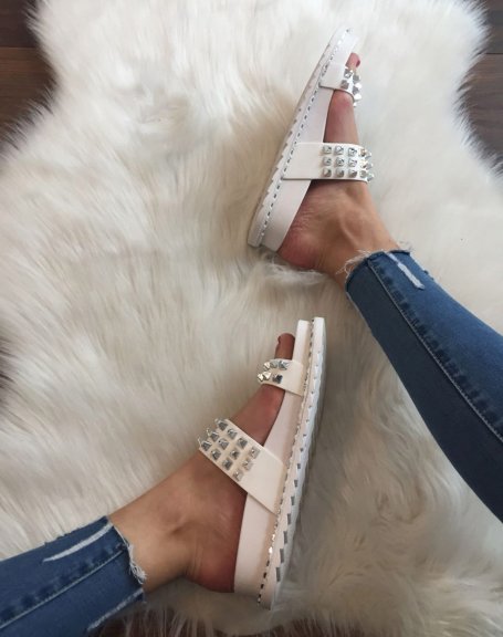 White sandals with square studs