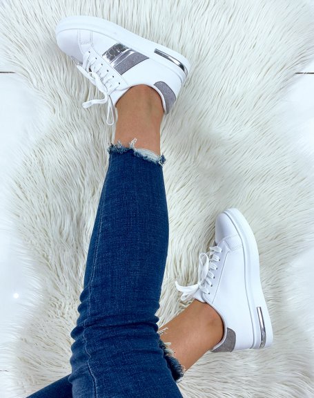 White sneakers with gray tri-material yoke