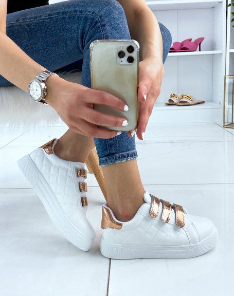 White sneakers with rosegold snake effect velcro