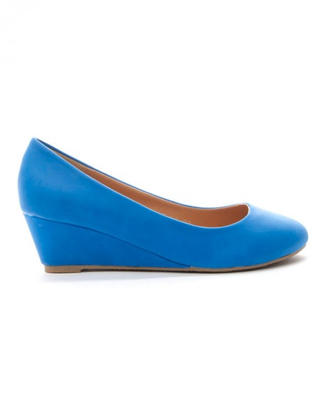 Women's shoes Style Shoes: Blue wedge pumps