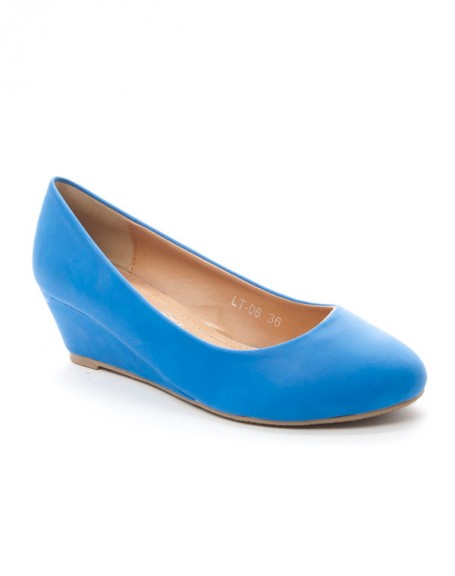 Women's shoes Style Shoes: Blue wedge pumps