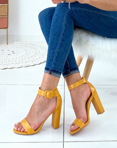 Yellow croc-effect sandals with wide straps